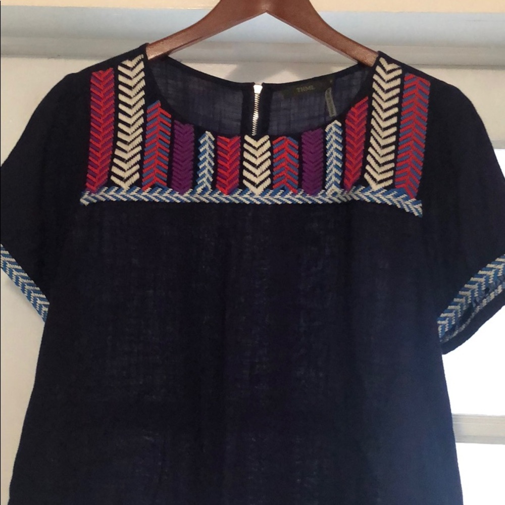 Cute Top - Picture 2 of 3